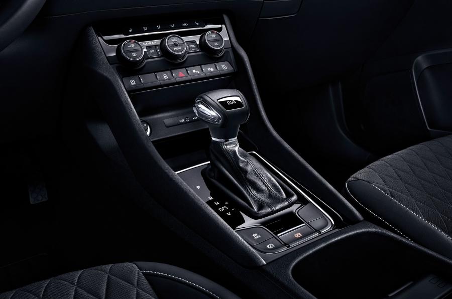 Детали интерьера Skoda Karoq 2018 года  (CN) (фото 11 из 36)
